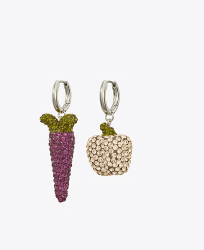 Seasonal Standouts: Jewelry Highlights from Tory Burch